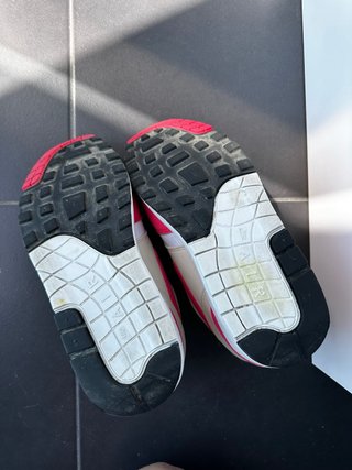 Zapatillas Nike Air Max Fucsia y Beige