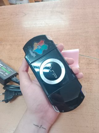 CONSOLA SONY PSP 2004 CON CARGADOR