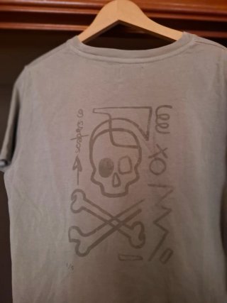 Camiseta Scalpers chico talla M verde oliva