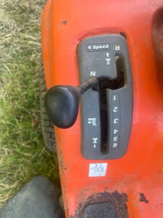 Tractor cortacésped Husqvarna LT151