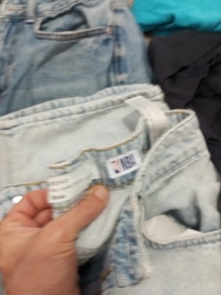 Lote Ropa Mujer: Vaqueros, pantalones,faldas,