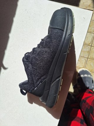 Zapatillas de seguridad. Marca PANTER vita Eco S3