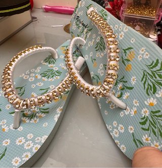 Sandalias de Mujer con Pedrería Rosa y Blanca