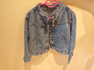 Chaqueta tejana S/M con mariposas