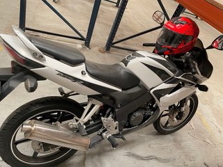 Honda CBR 125R | ITV recién pasada 27000 km