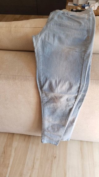 Pantalones vaqueros azules sin usar de verano