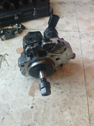 Bomba de alta presión Bosch BMW 320d
