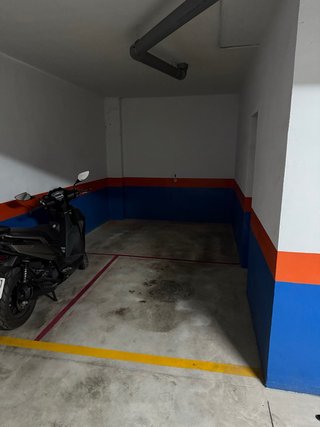 Alquiler de garaje para moto, avda. Carlos haya