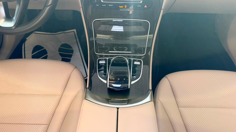 Mercedes-Benz GLC 2016, foto 20