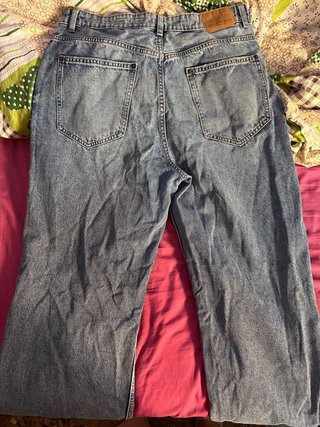 Pantalones vaqueros Lefties desgastados