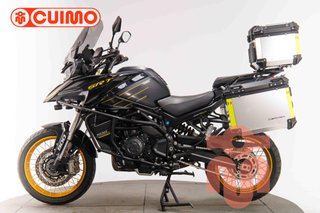 QJ MOTOR SRT 900 SX