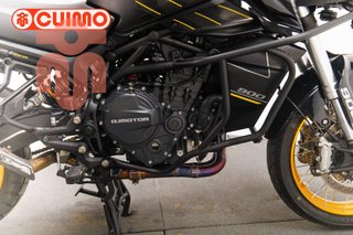 QJ MOTOR SRT 900 SX