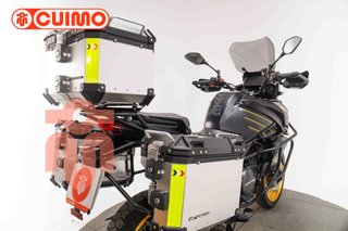 QJ MOTOR SRT 900 SX