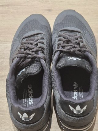 Adidas ZX 750 Zapatillas Grises y Negras