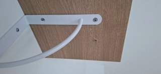 Estanterías de madera y metal
