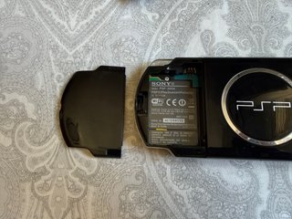 Sony PSP 3004 Negra + Cargador