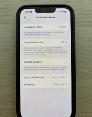 iPhone 17E Negro/Morado