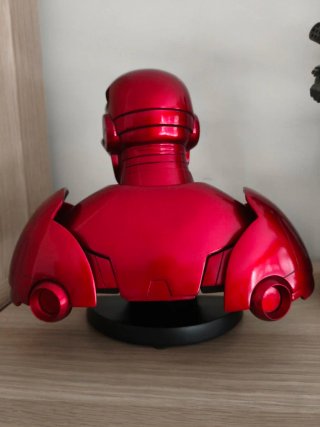 Iron Man sideshow Legendary Scale bust