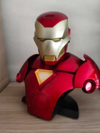 Iron Man sideshow Legendary Scale bust