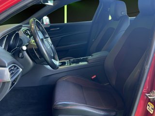 Jaguar XE 2.0 Diesel XE R-Sport RWD Auto 132 kW (180 CV)