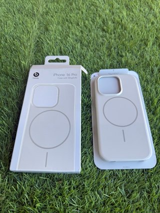 Funda Beats MagSafe iPhone 16 Pro Naranja
