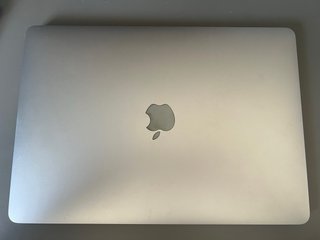 MacBook Pro 13” 2022