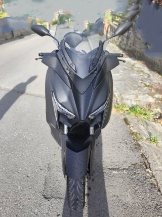 Yamaha XMax 300