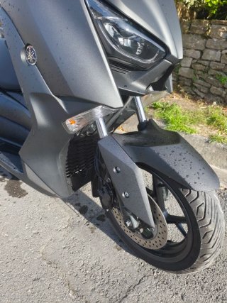 Yamaha XMax 300