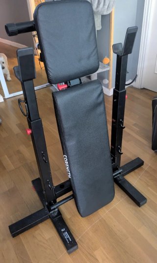 Banco musculación rack plegable Corength. Domyos.