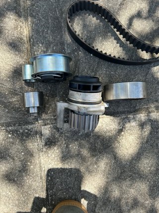 Kit distribución + bomba agua Gates