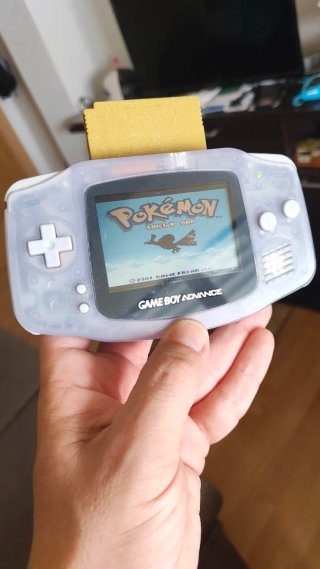 Game Boy Advance transparente.