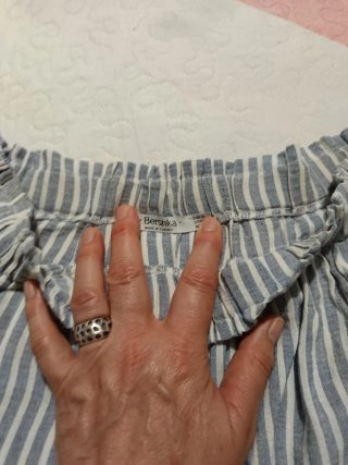 Blusa de rayas sin hombros talla única