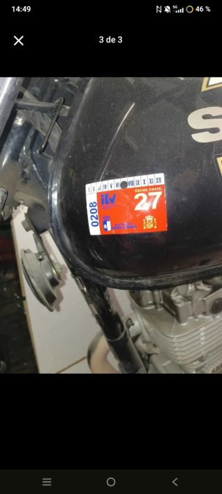 Suzuki 125CC con cajón trasero 12.000Km