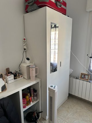 Armario blanco Ikea madera
