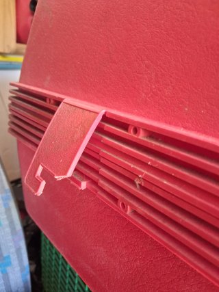 Maleta de moto roja