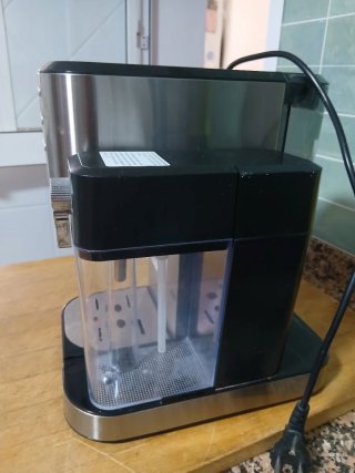 Cafetera Negra y plateada