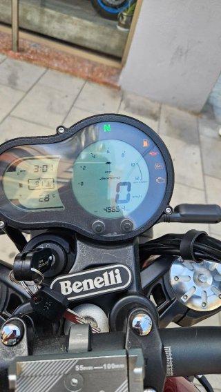 Benelli Leoncino 500 Trail