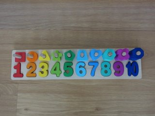 Juego de madera apilable números y formas