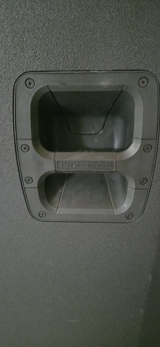 Altavoces JBL PRX 825