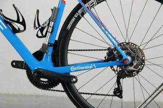 Bicicleta strada Cube Carbono