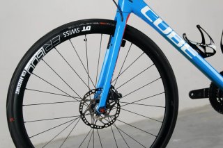 Bicicleta strada Cube Carbono