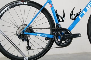 Bicicleta strada Cube Carbono