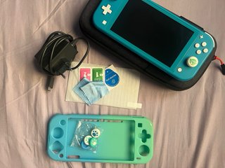 Nintendo Switch Lite Azul + Accesorios