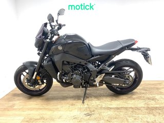 YAMAHA MT-09 (FULL)