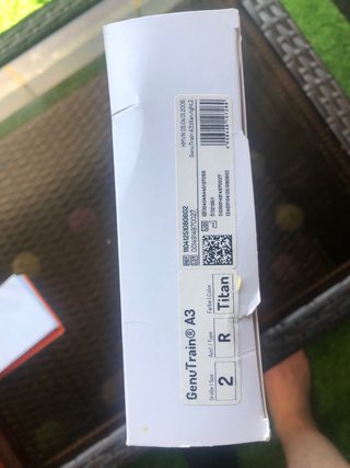 Rodillera profesional Bauerfeind GenuTrain A3