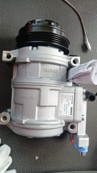 Compresor Camión Iveco Mahle ACP 793 000S