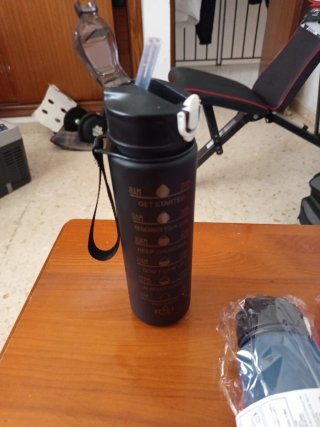 2 Botellas de Agua Deportivas 750ml