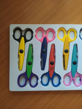 10 Tijeras de Bricolaje con Diseños