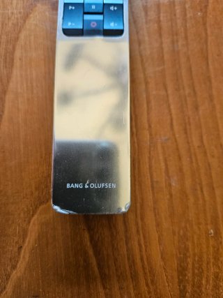 Mando Bang & Olufsen Beoremote One Bluetooth