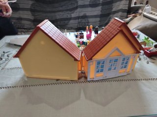 Playmobil Casa de Campo con Figuras y Accesorios